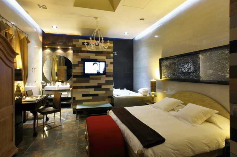 Hotel Boutique Palacio De La Serna Ballesteros De Calatrava Bagian luar foto